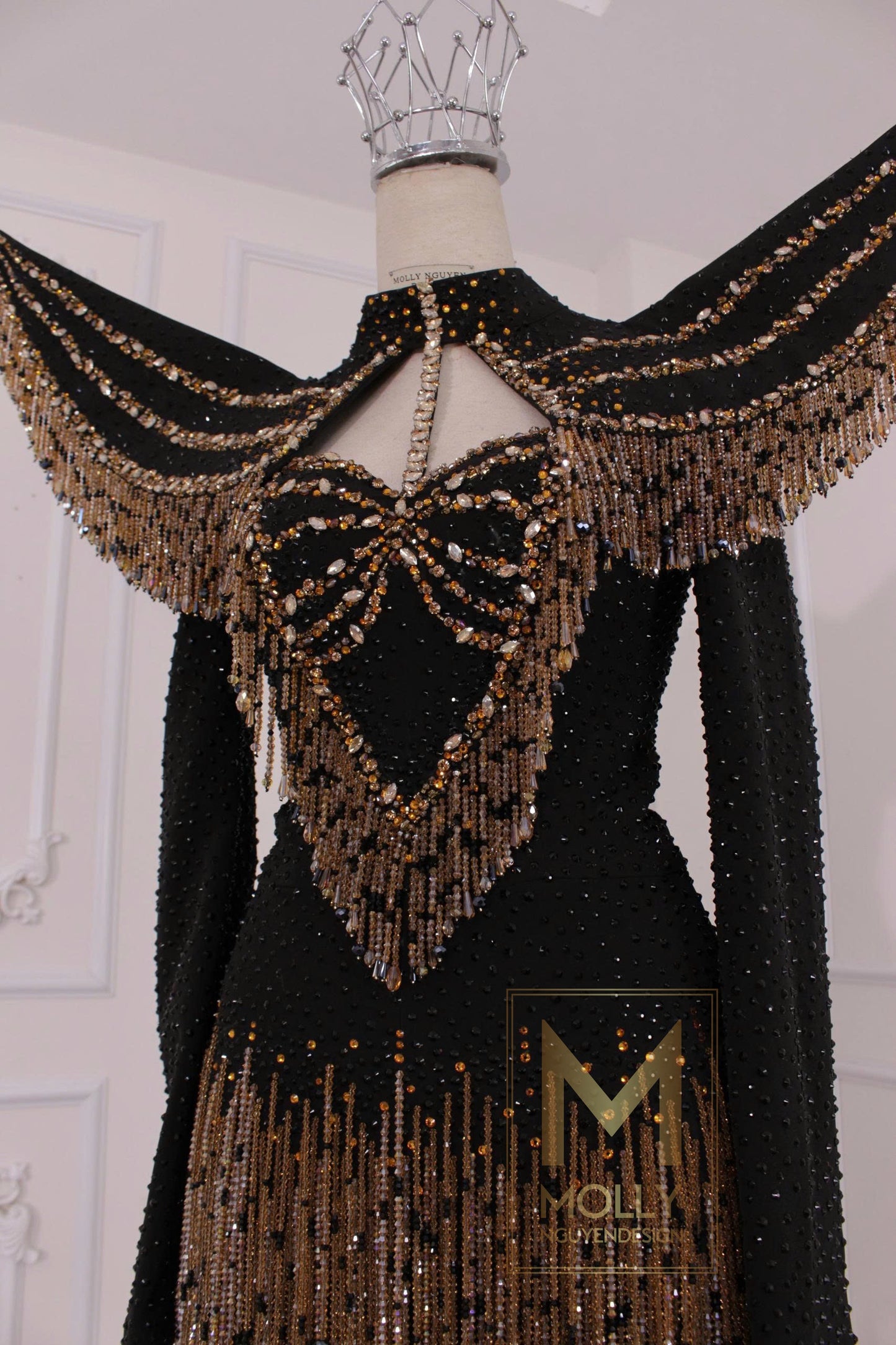 Fashion Wear Costume Structure Shoulder