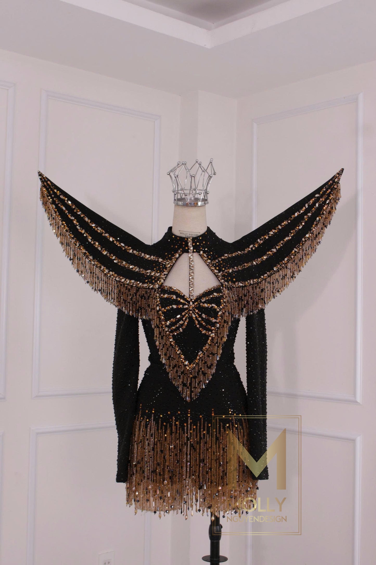 Fashion Wear Costume Structure Shoulder