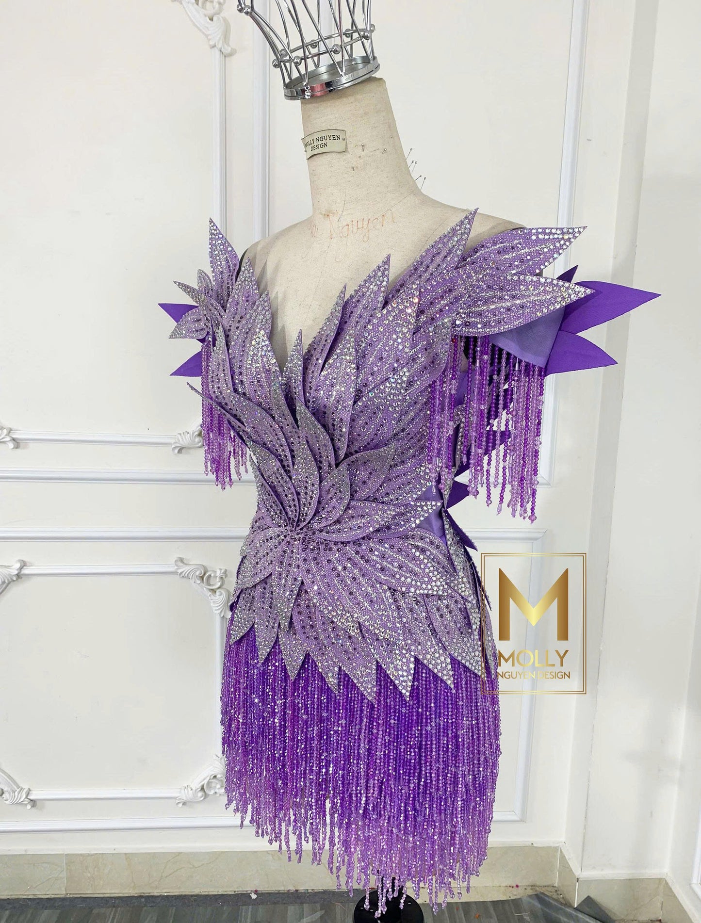 Fashion Wear leafs beads on